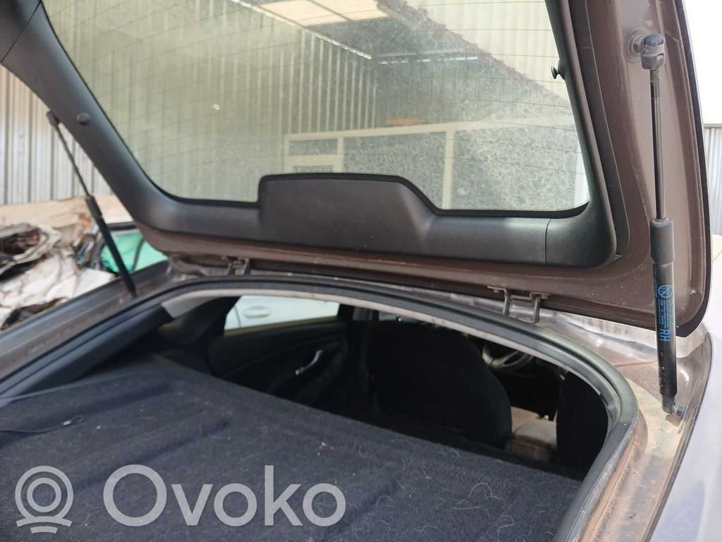 Hyundai i30 Vérin de capot arrière 