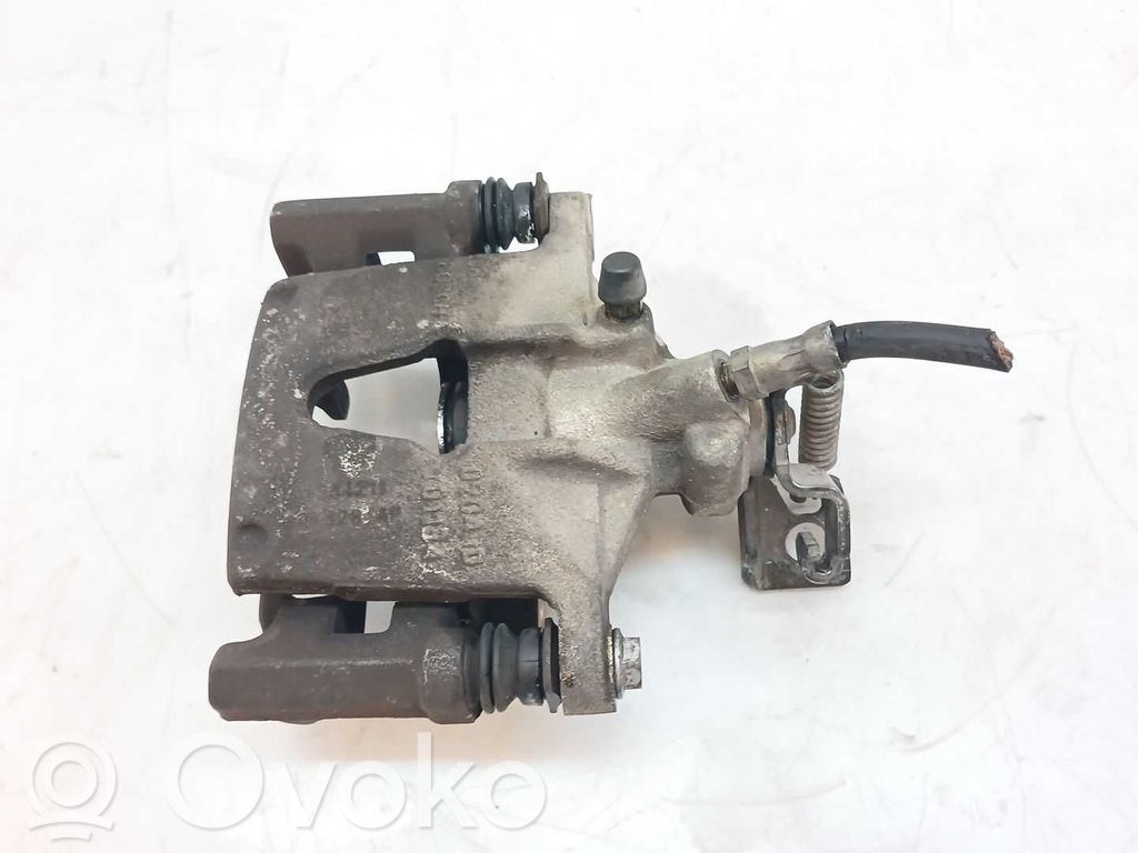 Ford Mondeo Mk III Takajarrusatula