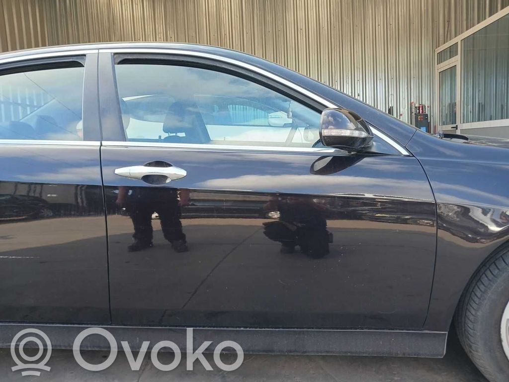 Tür vorne