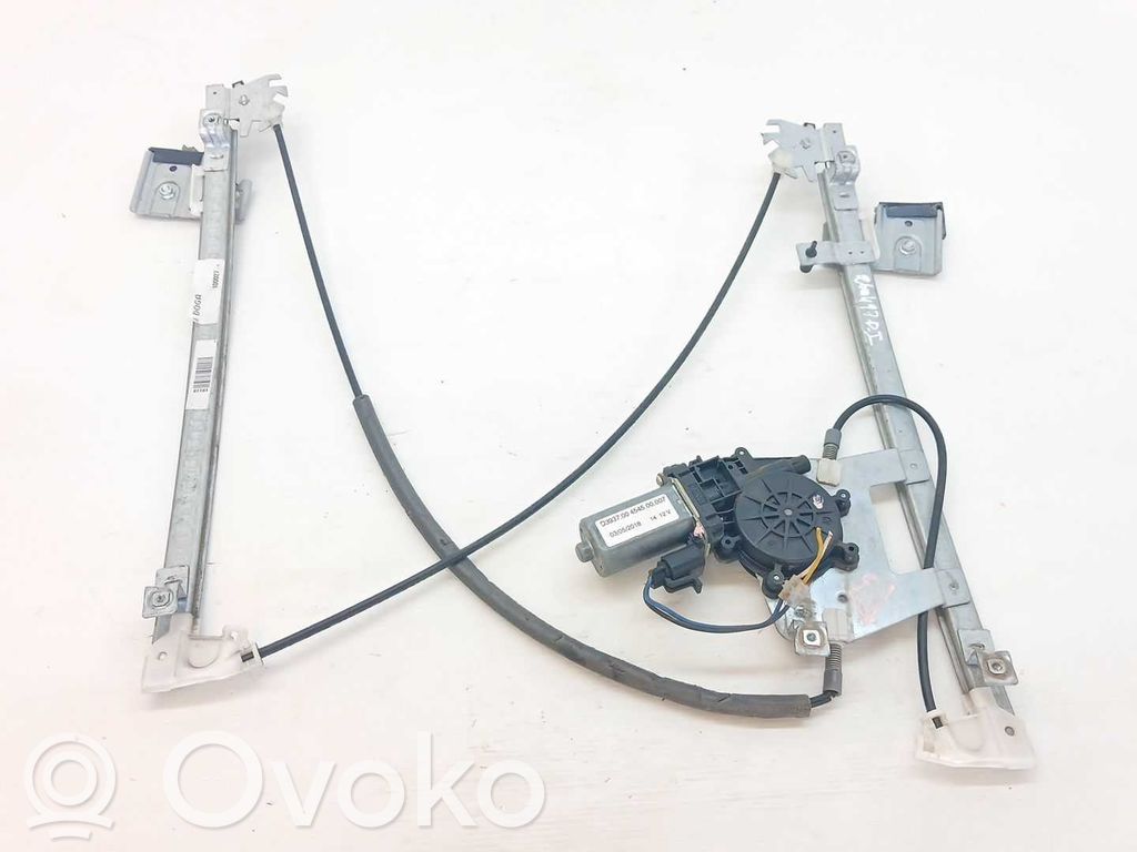Ford Focus Etuoven manuaalinen ikkunan nostin 