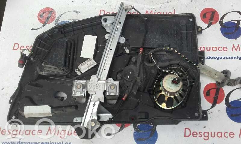 Ford Fiesta Macara ușă față cu motor