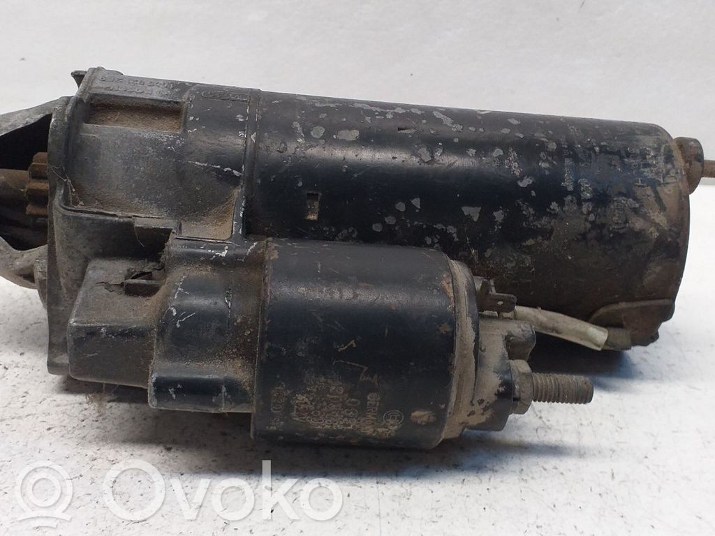 Motor de arranque   068911023R