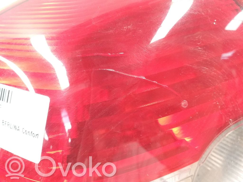 Lampa tylna