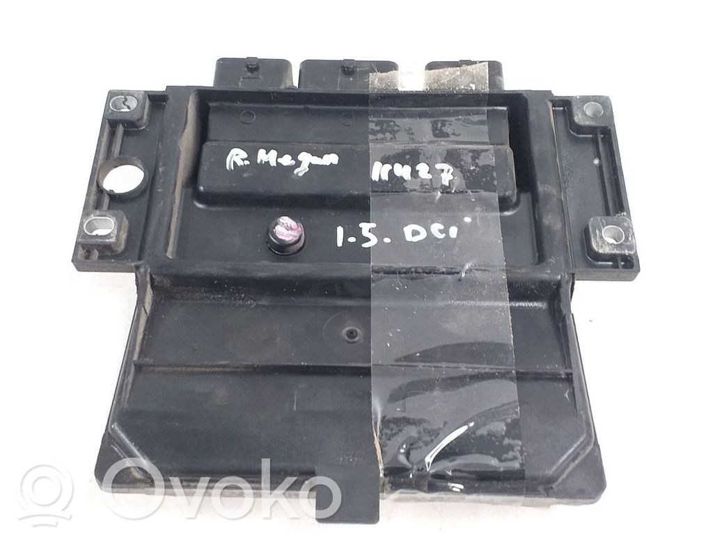 Motorsteuergerät/-modul   8200399038