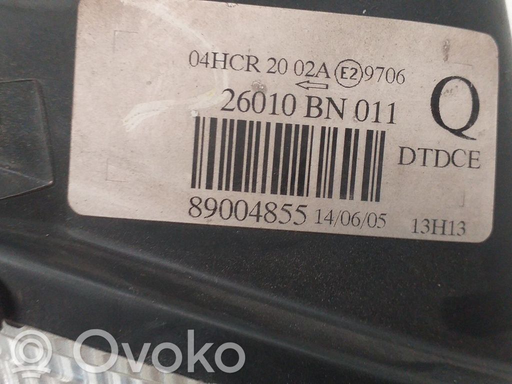 Nissan Almera N16 Faro/fanale