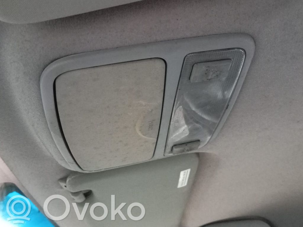 Luz del asiento delantero