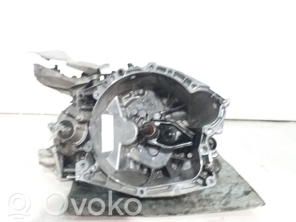 Peugeot 407 Cutie viteze manuală cu 5 trepte 