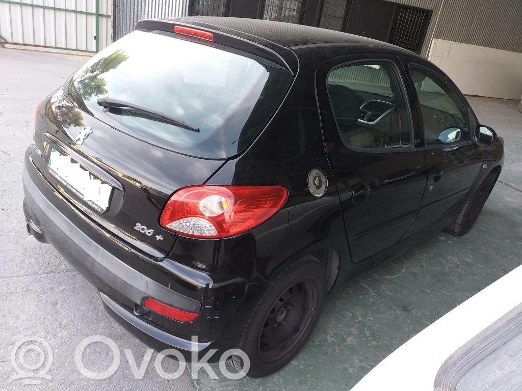 Takavalot   9685618180