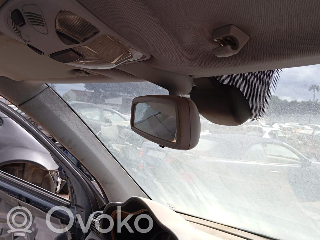 Espejo retrovisor (interior)