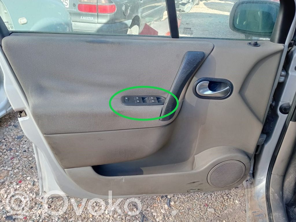 Renault Scenic II - Grand scenic II Interrupteur commade lève-vitre
