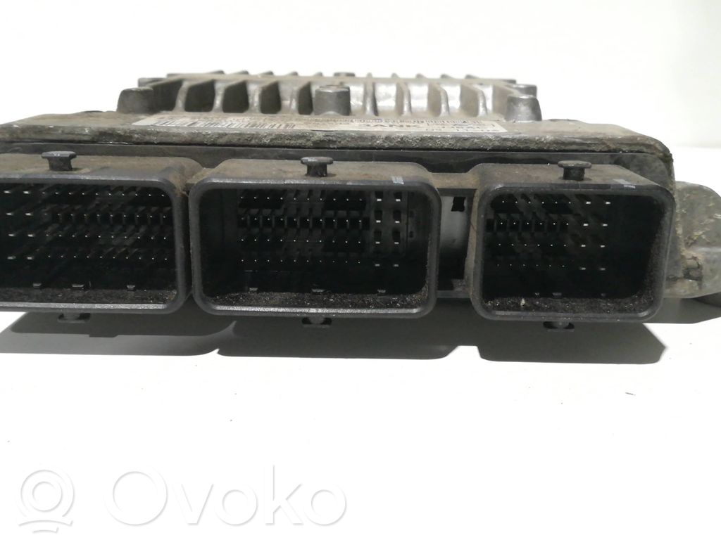 Ford Focus Calculateur moteur ECU 