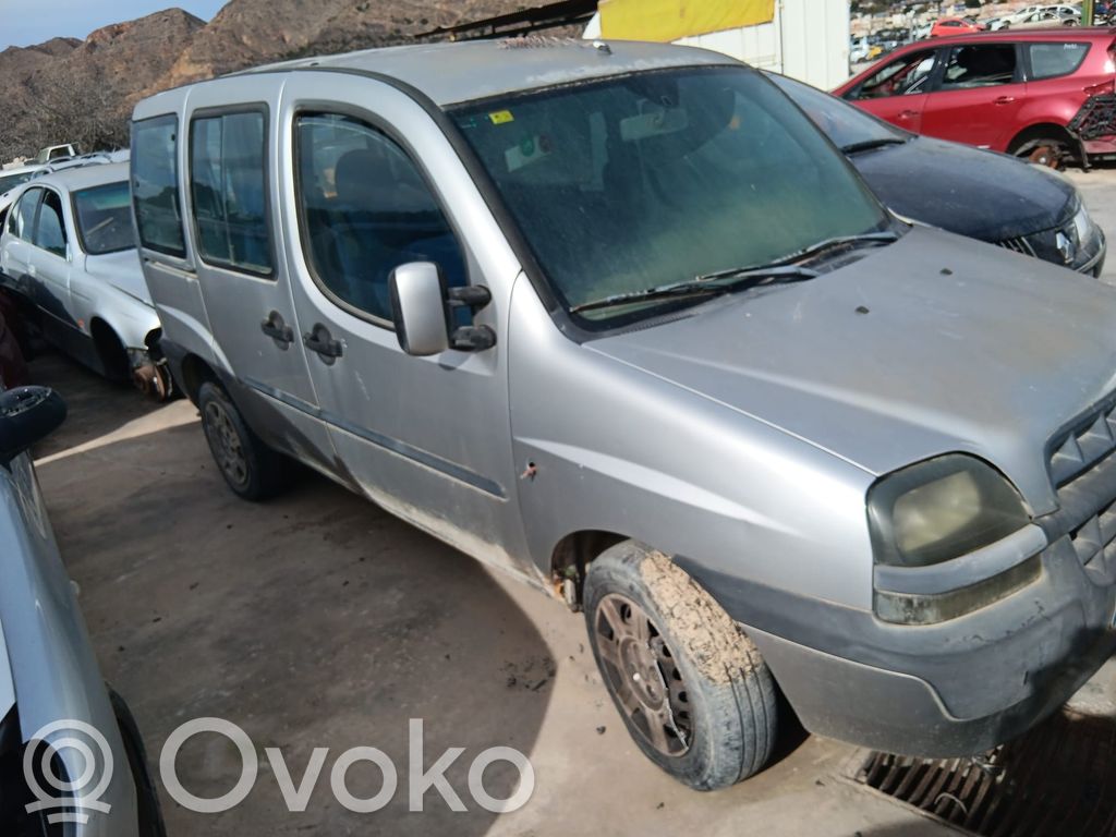 Fiat Doblo Specchietto retrovisore elettrico portiera anteriore