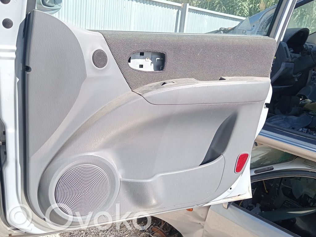 Hyundai Matrix Macara ușă față cu motor 