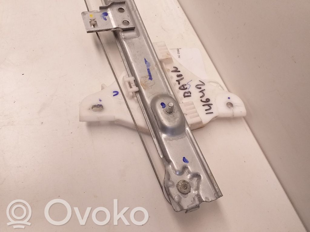 Hyundai Bayon Elektryczny podnośnik szyby drzwi przednich 