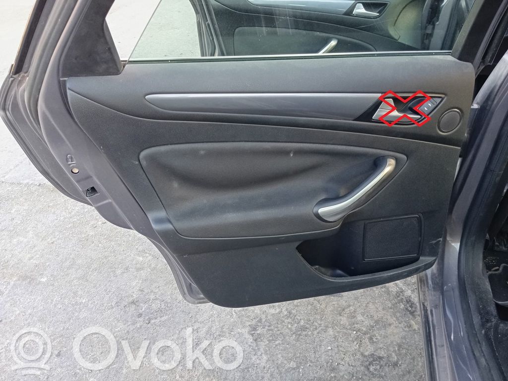 Ford Mondeo MK IV Rivestimento del pannello della portiera posteriore