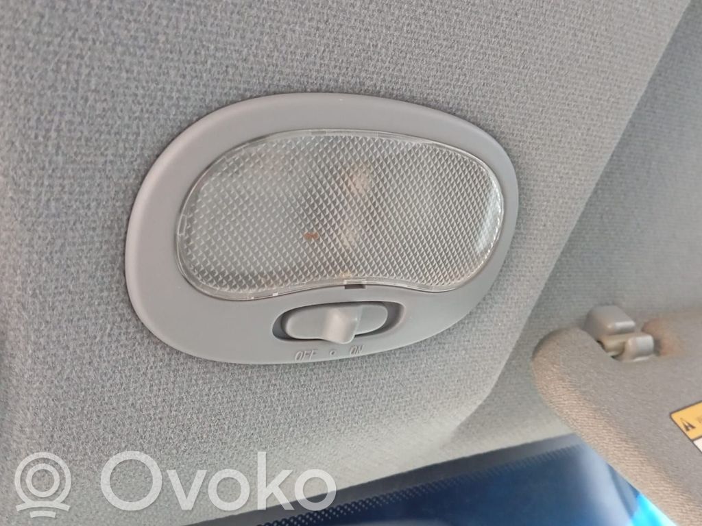 Luz del asiento delantero