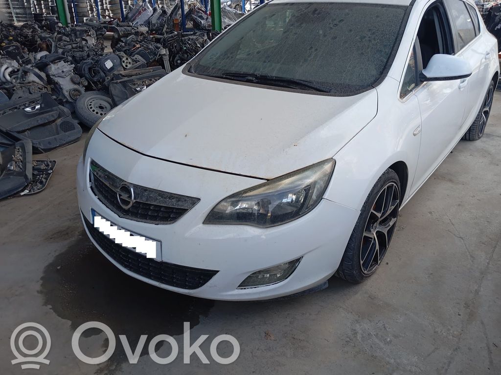 Opel Astra H Phare frontale