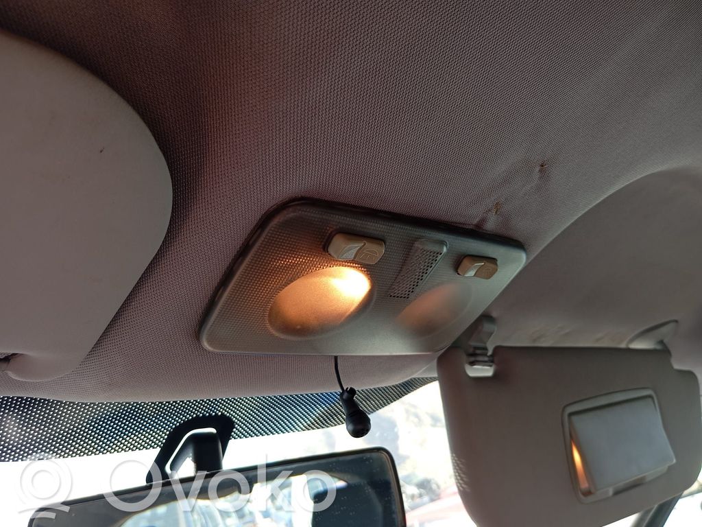 Alfa Romeo 147 Éclairage lumière plafonnier avant