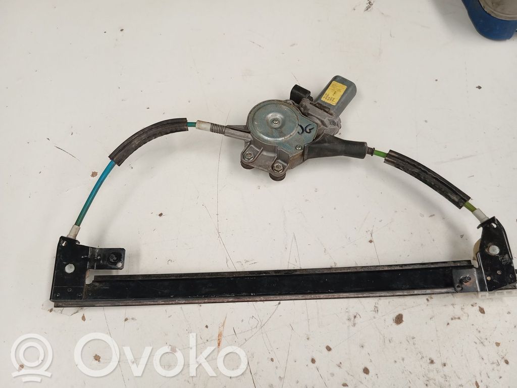 Regulador de puerta delantera con motor