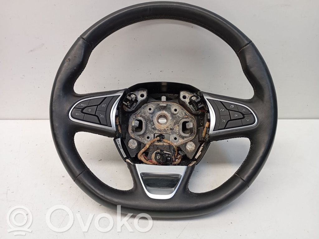 Renault Megane IV Ohjauspyörä 