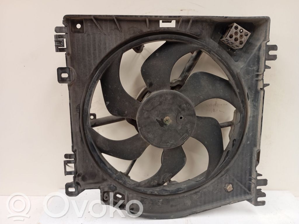 Renault Clio III Ventilator electric răcire radiator 