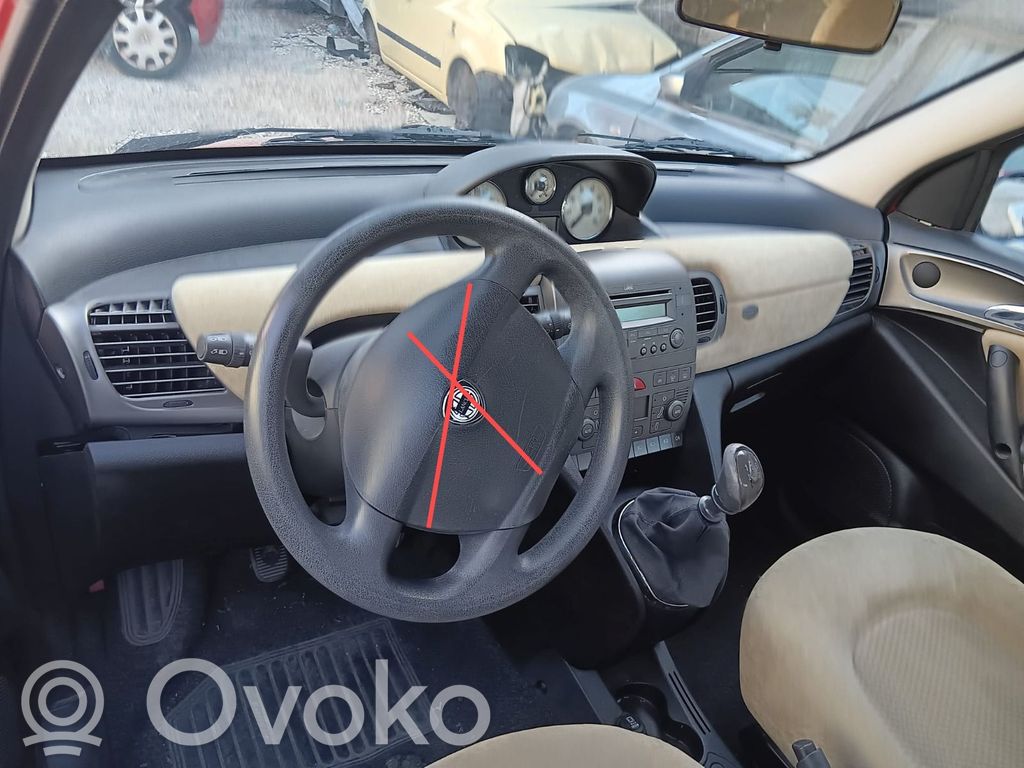 Lancia Ypsilon Volan 