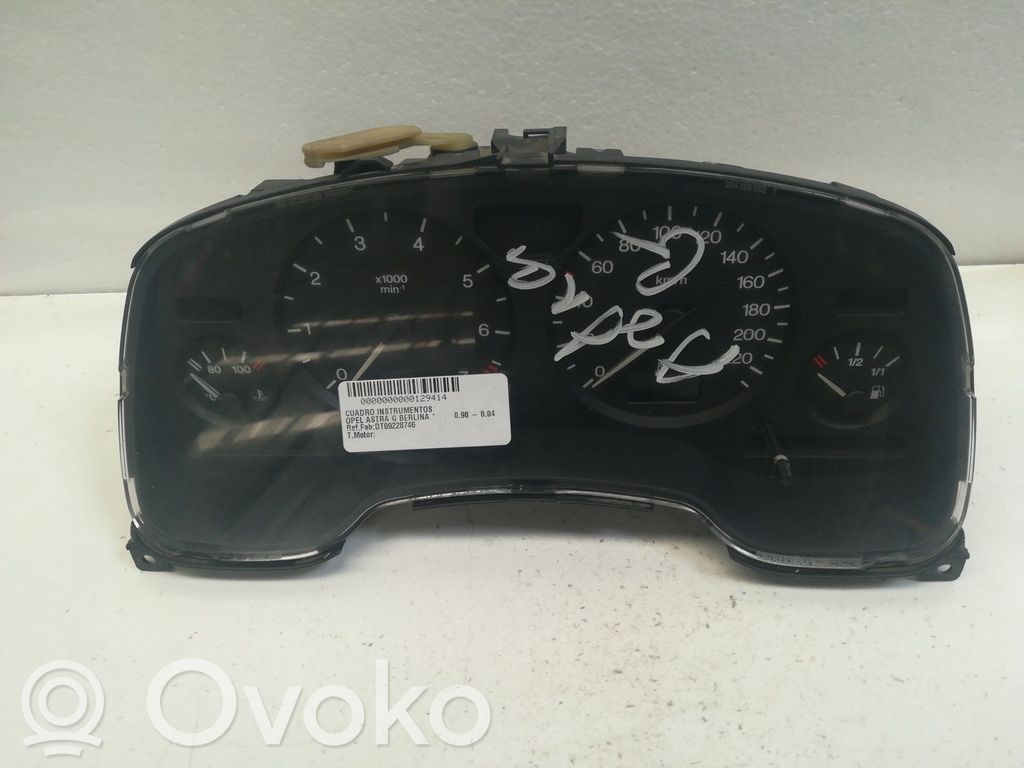 Opel Astra G Tachimetro (quadro strumenti) 