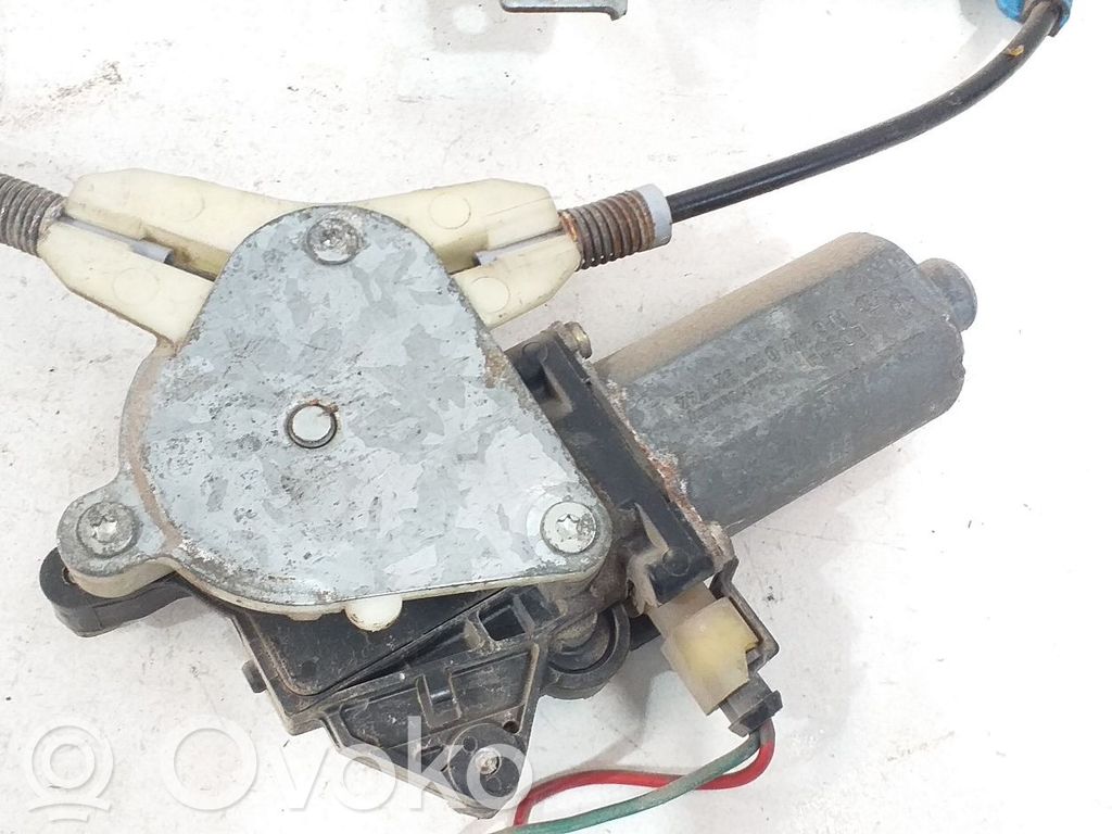 Toyota Avensis T220 Macara geam spate manuală