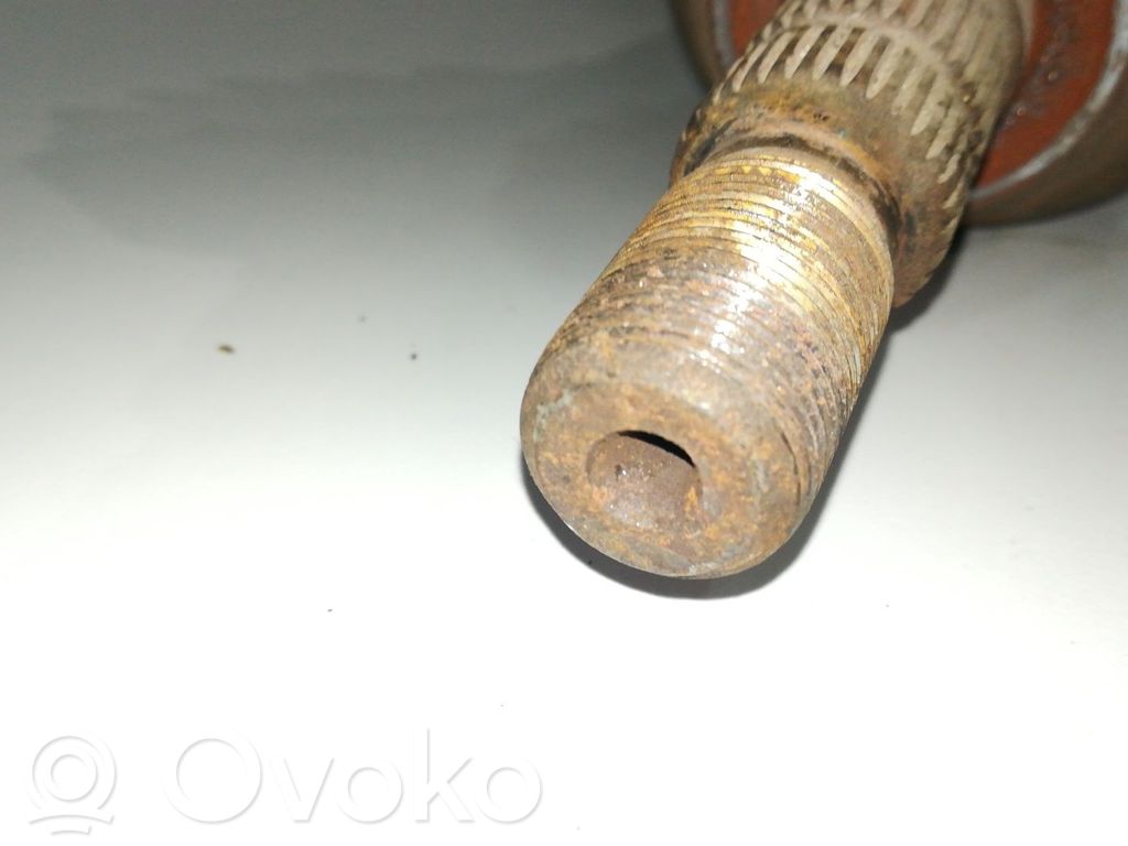 Opel Astra H Półoś przednia 