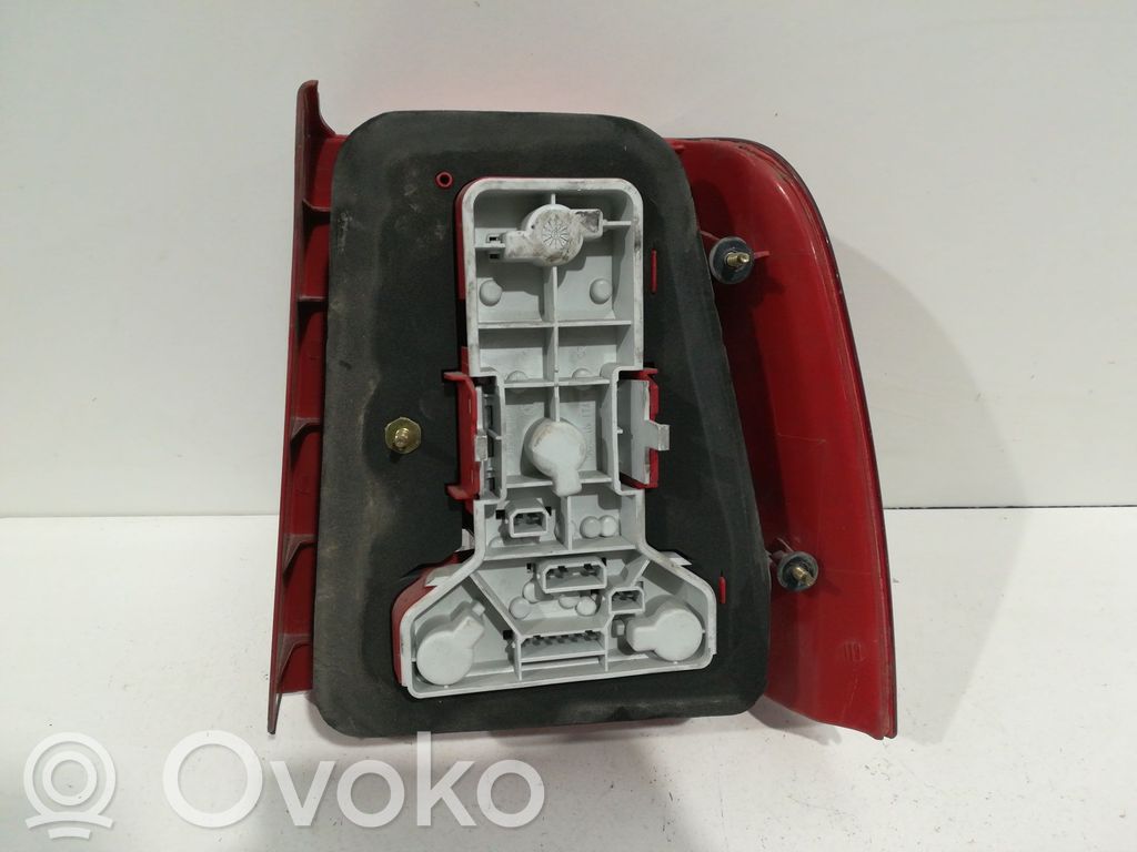 Volkswagen Bora Luz trasera/de freno 