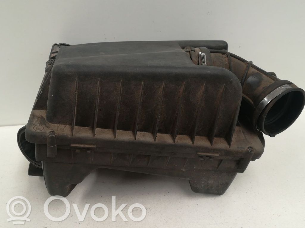 Opel Astra H Boîtier de filtre à air 