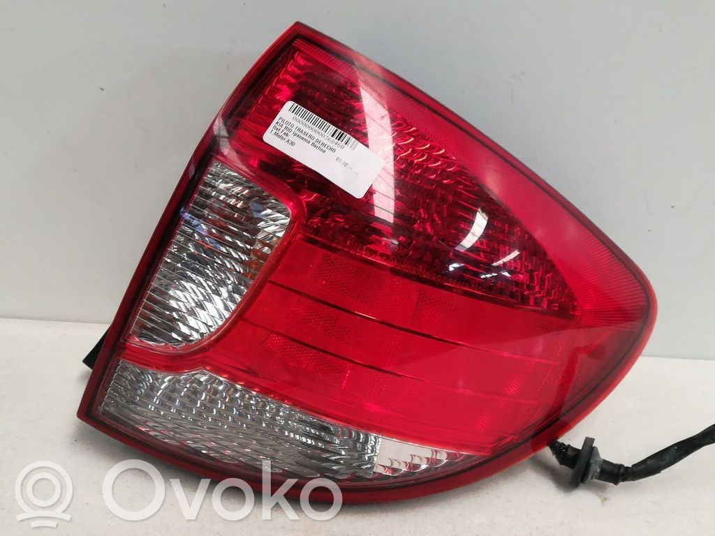 KIA Rio Feux arrière / postérieurs