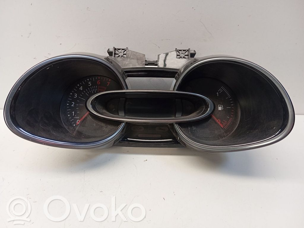 Renault Clio IV Geschwindigkeitsmesser Cockpit 