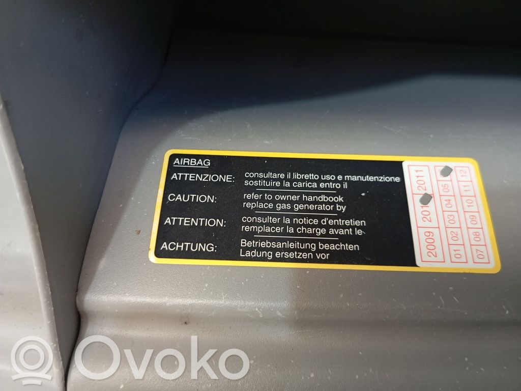 Fiat Punto (188) Schowek deski rozdzielczej