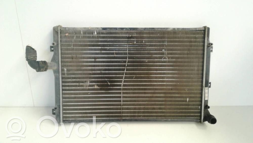 Volkswagen Golf V Radiatore di raffreddamento 