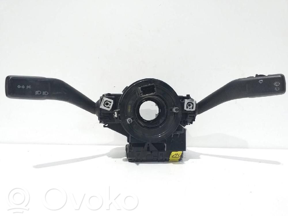 Skoda Felicia I Interrupteur / bouton multifonctionnel 