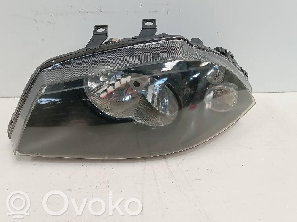 Seat Ibiza III (6L) Faro delantero/faro principal 
