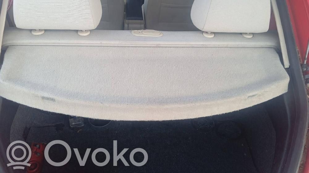 Volkswagen New Beetle Hattuhylly