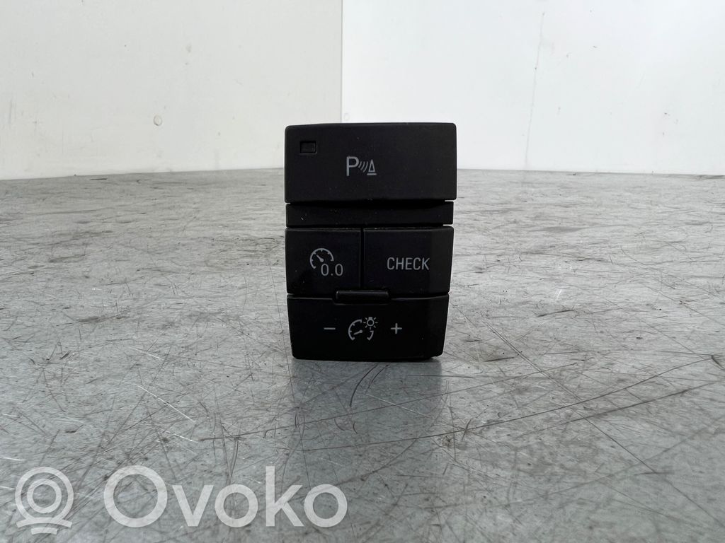 Panel lighting control switch   4L1927123