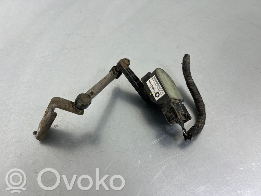 Jeep Grand Cherokee Sensor de altura del nivel de la suspensión neumática trasera 