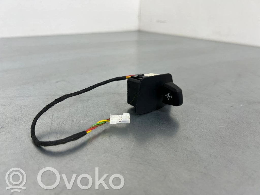 BMW 5 F10 F11 Steering wheel adjustment switch 