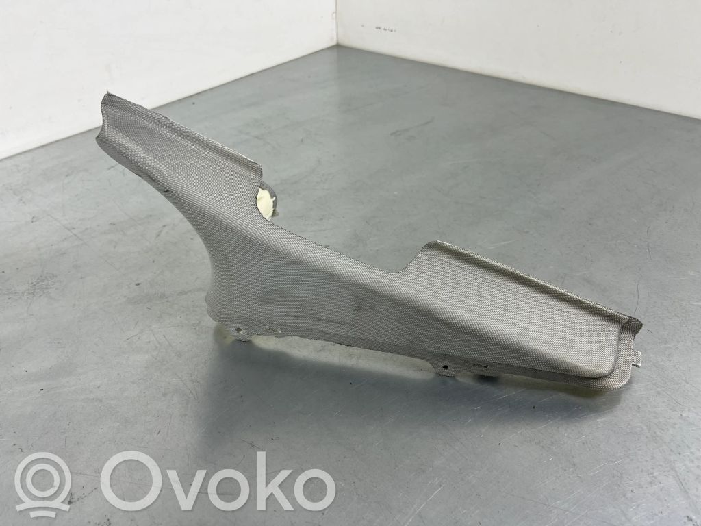 Osłona górna słupka / D   4G8867246