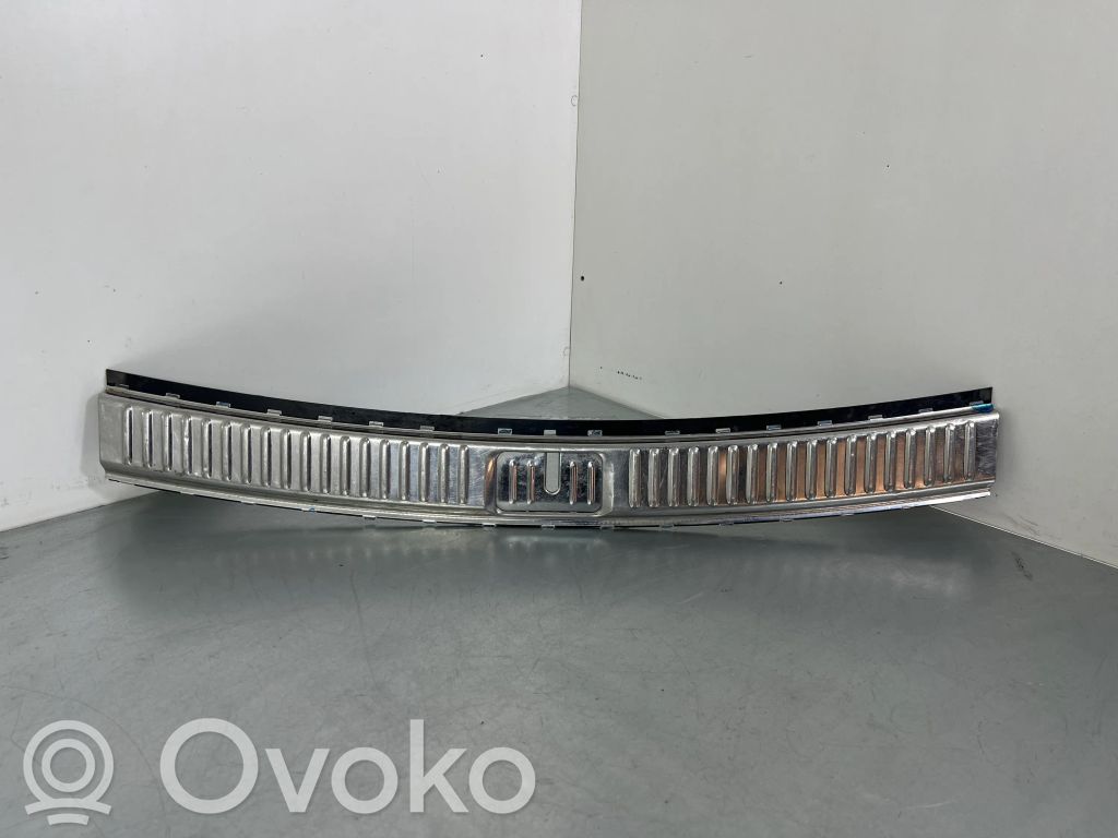 Volkswagen Touareg II Capac protecție ramă portbagaj 