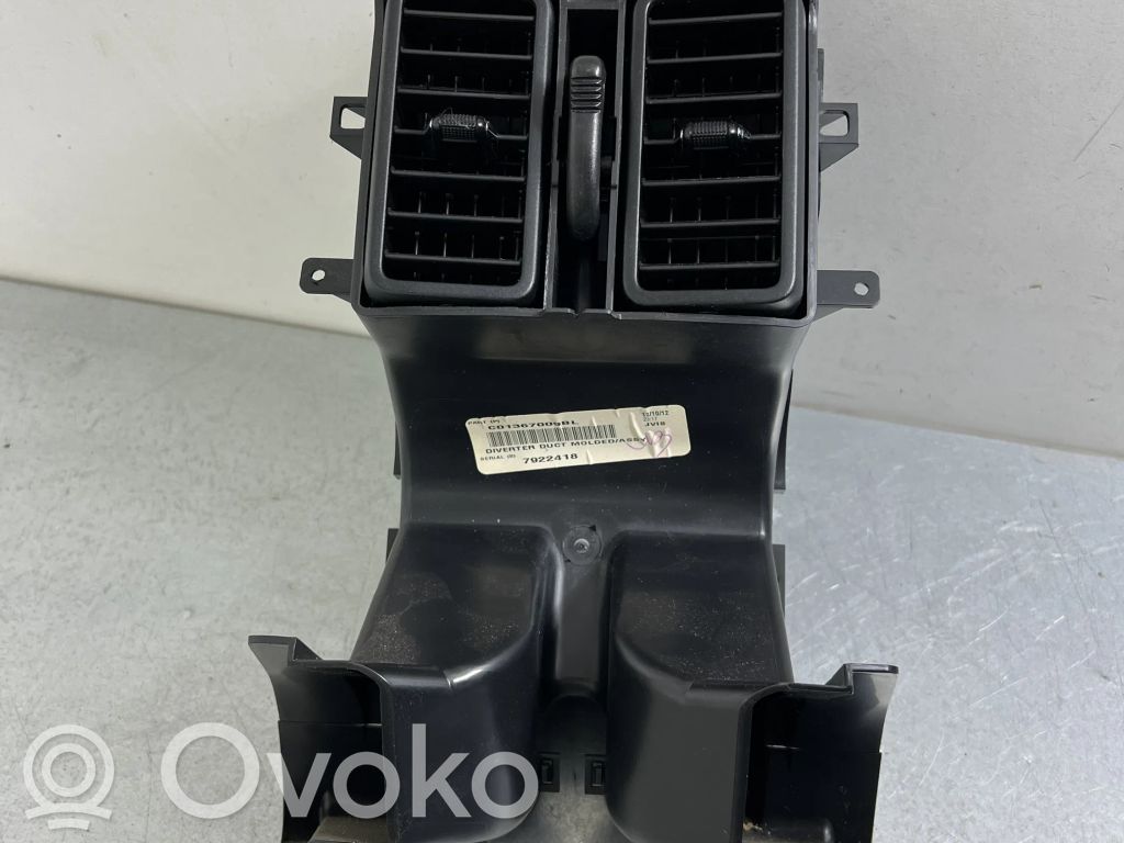 Jeep Grand Cherokee Rejilla de ventilación trasera 