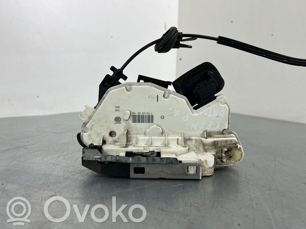 Seat Leon (5F) Front door lock 