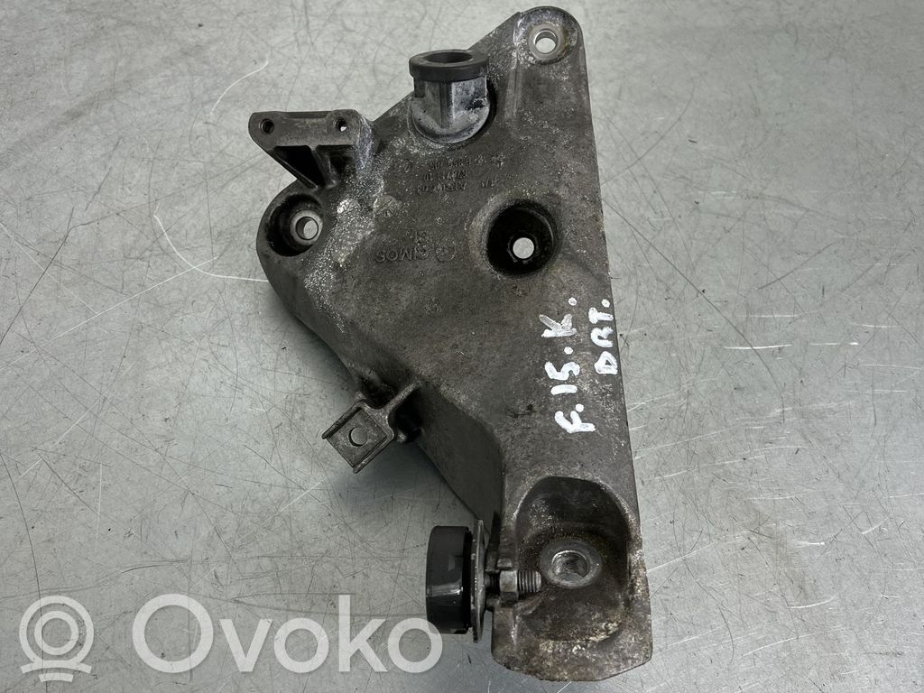 BMW X5 F15 Engine mounting bracket 