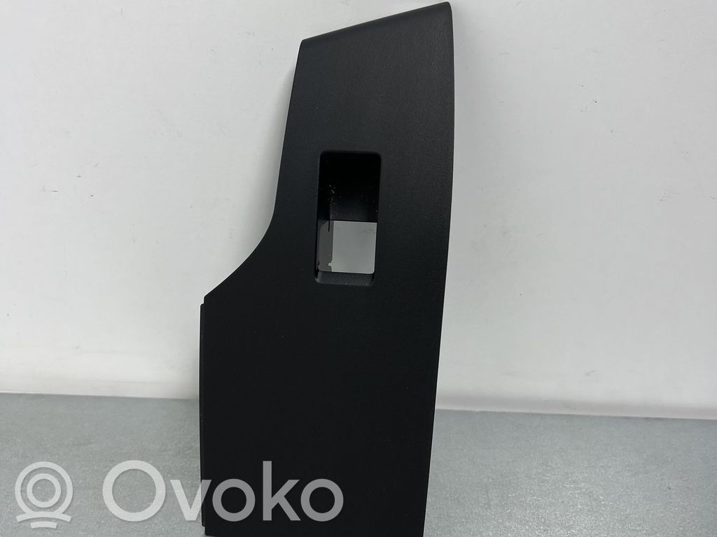 Seat Leon IV Front door window switch trim 