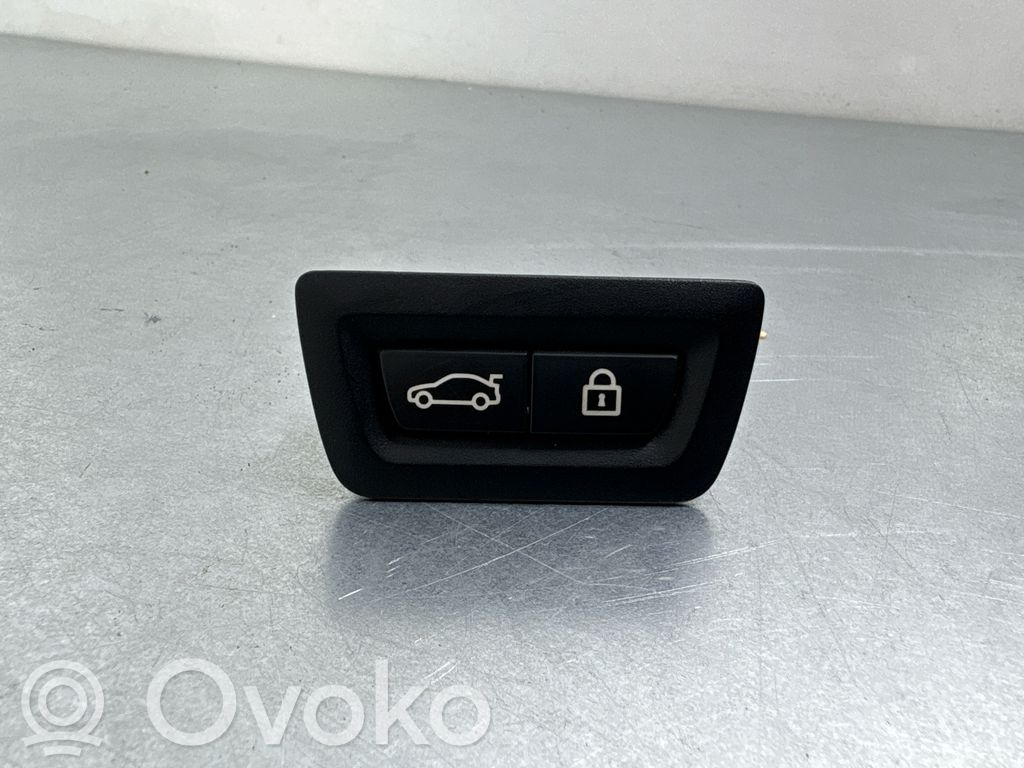 BMW 5 F10 F11 Tailgate/boot open switch button 