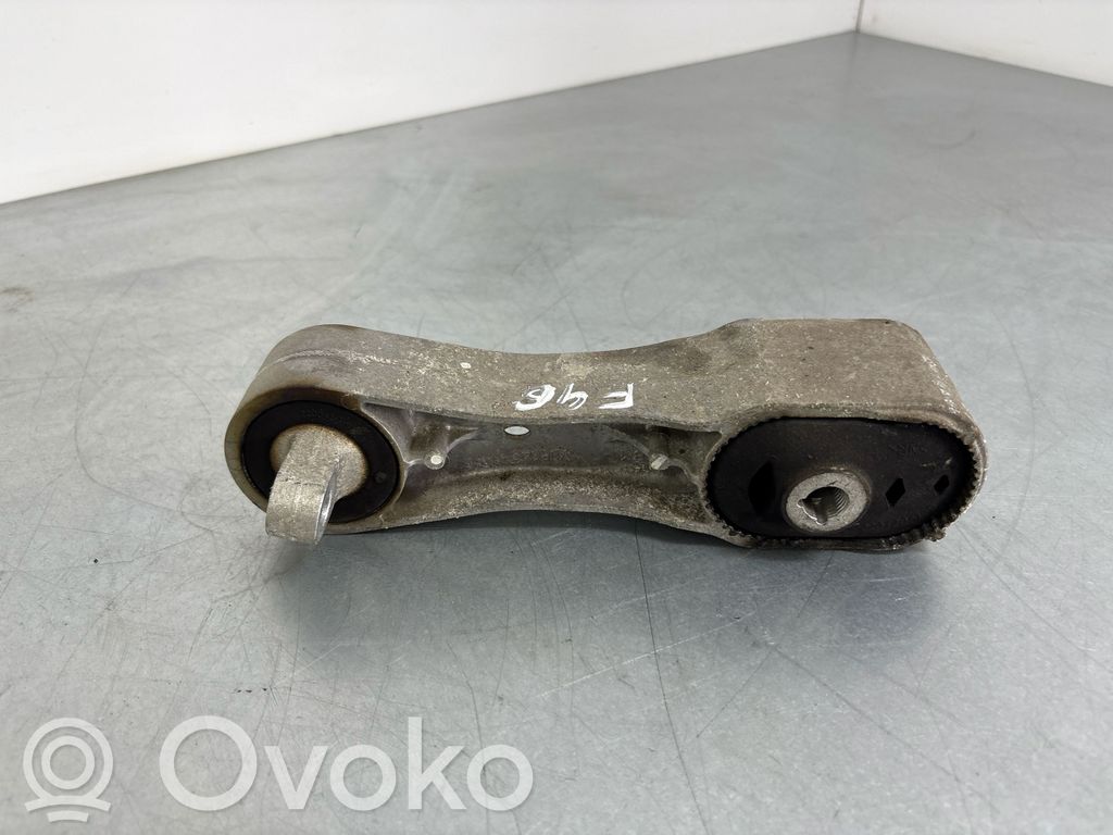 BMW 2 F46 Engine mounting bracket 