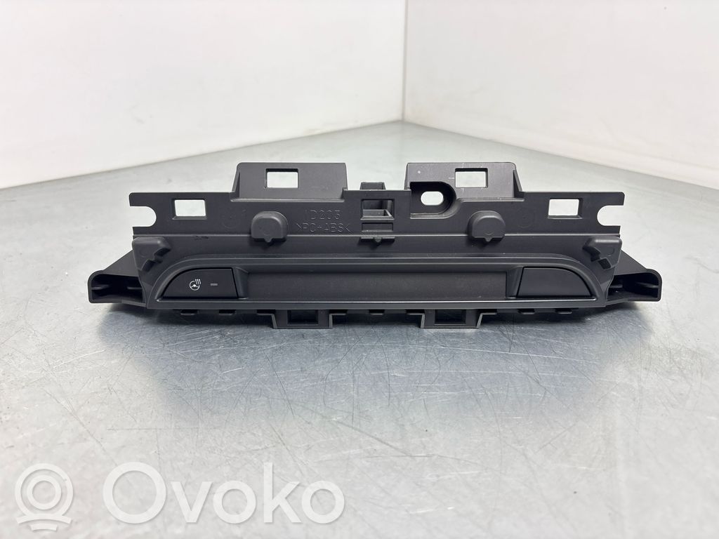 Mazda CX-5 II Steering wheel heating switch 